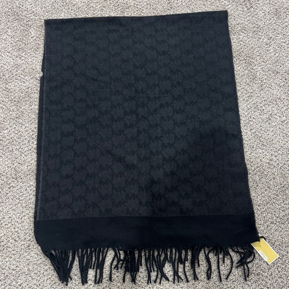 Michael Kors Black/gray Monogram Fringe Scarf